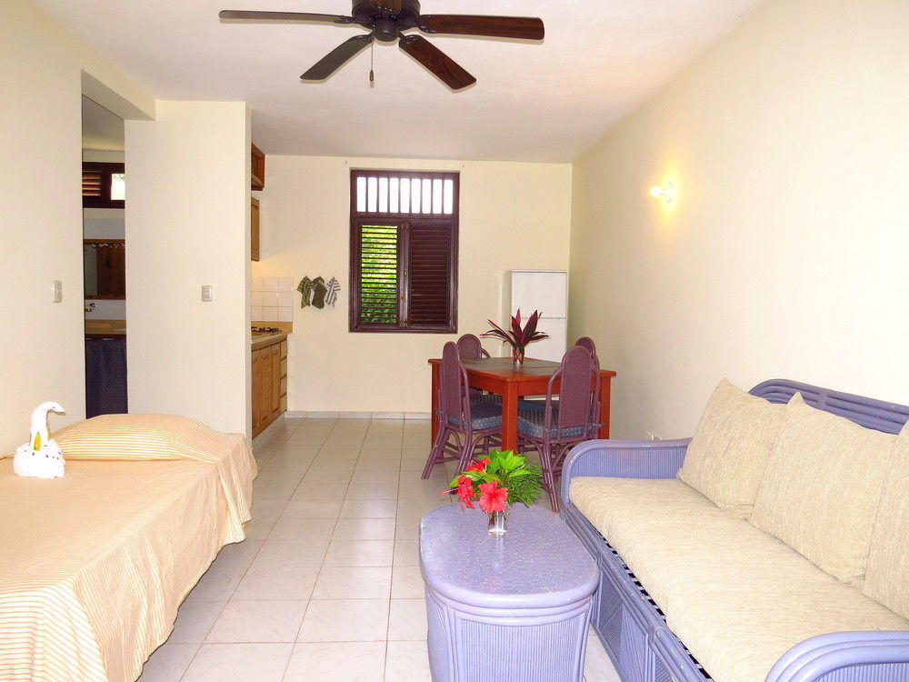 El Pelicano Apart-Hotel Las Galeras Zewnętrze zdjęcie