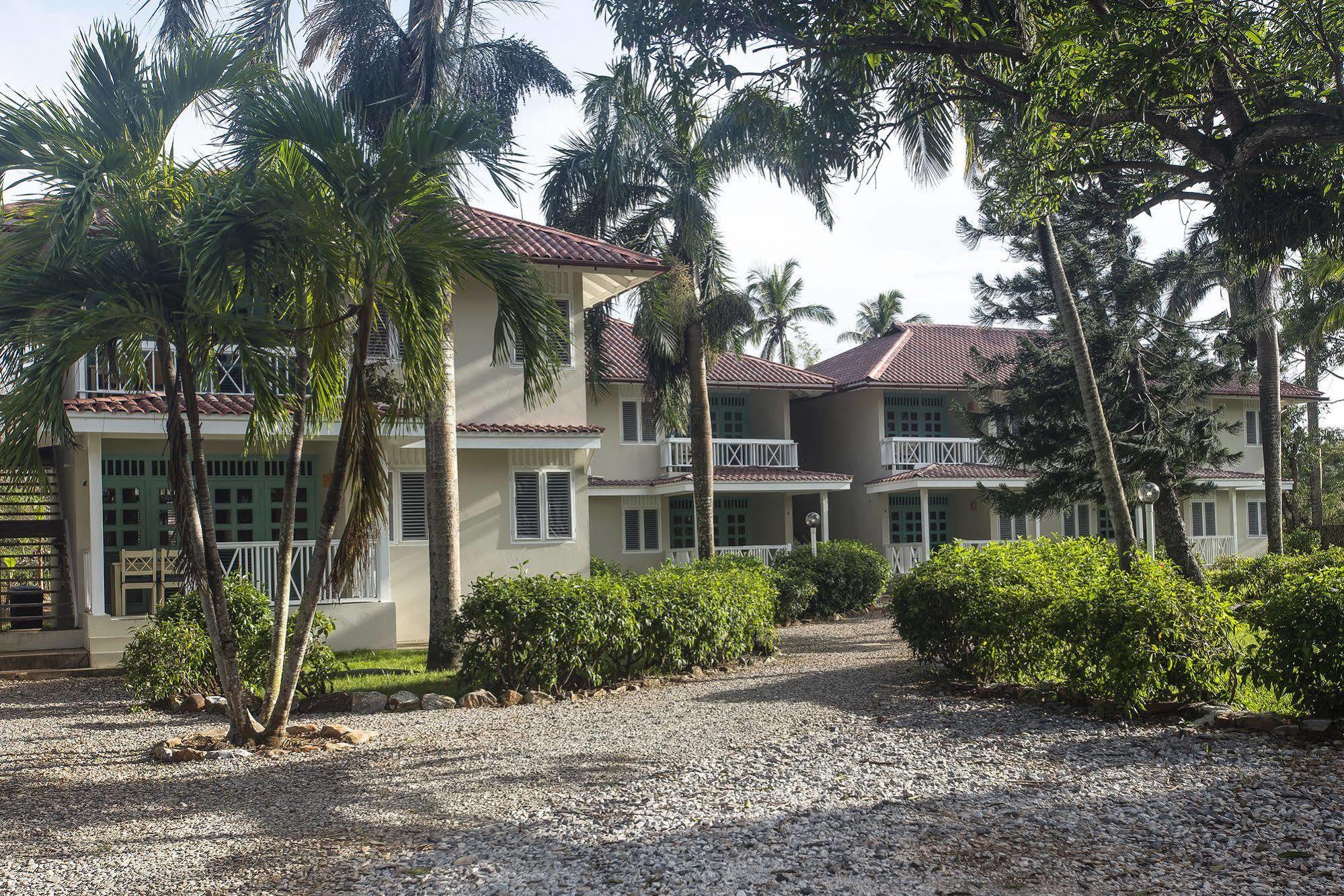 El Pelicano Apart-Hotel Las Galeras Zewnętrze zdjęcie