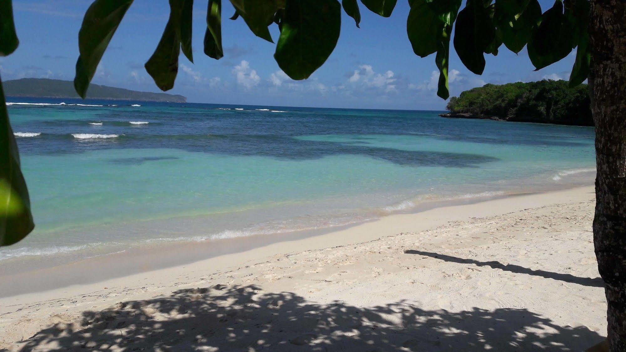 El Pelicano Apart-Hotel Las Galeras Zewnętrze zdjęcie