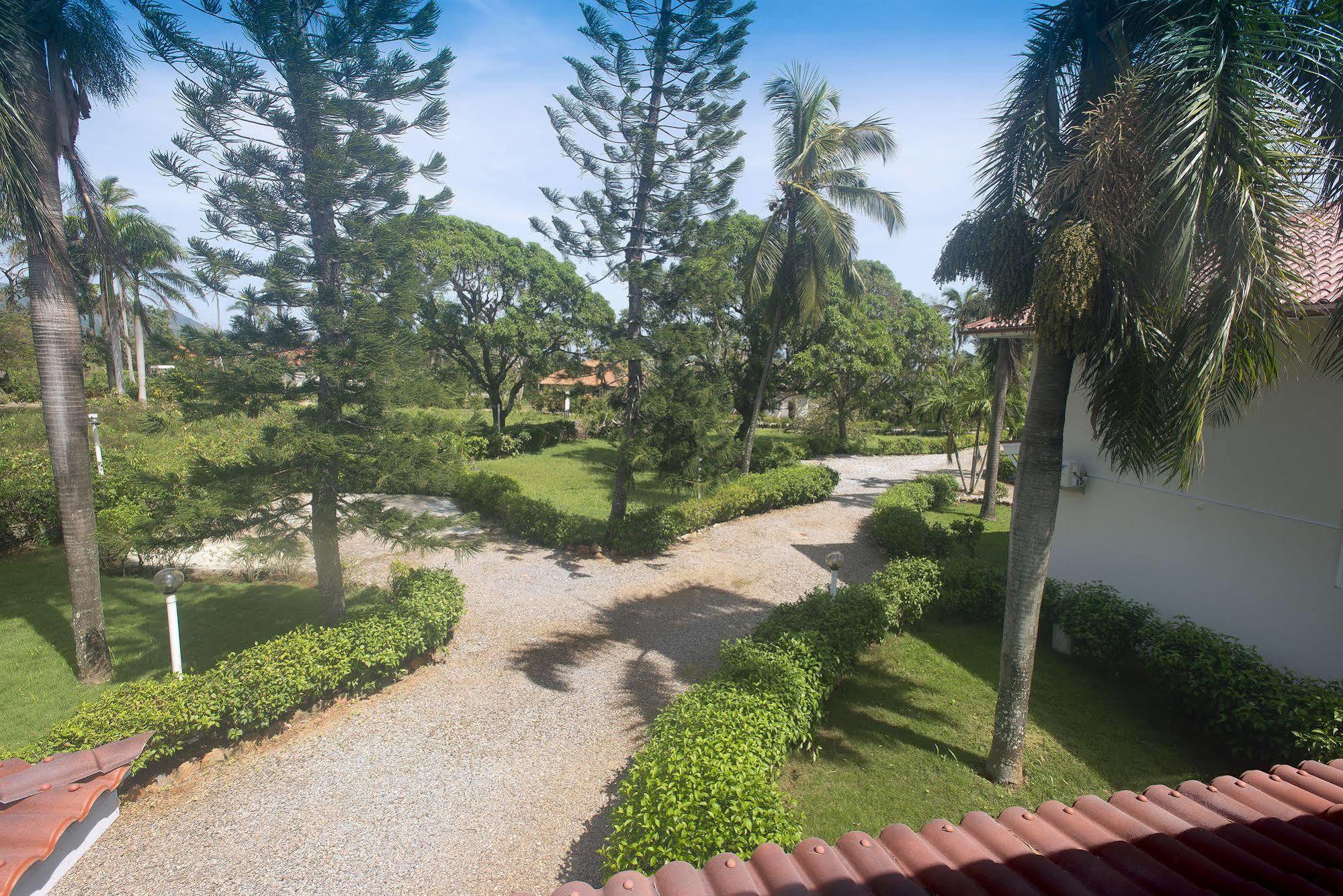 El Pelicano Apart-Hotel Las Galeras Zewnętrze zdjęcie