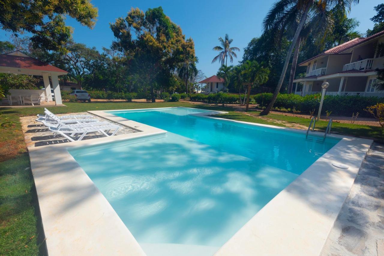 El Pelicano Apart-Hotel Las Galeras Zewnętrze zdjęcie
