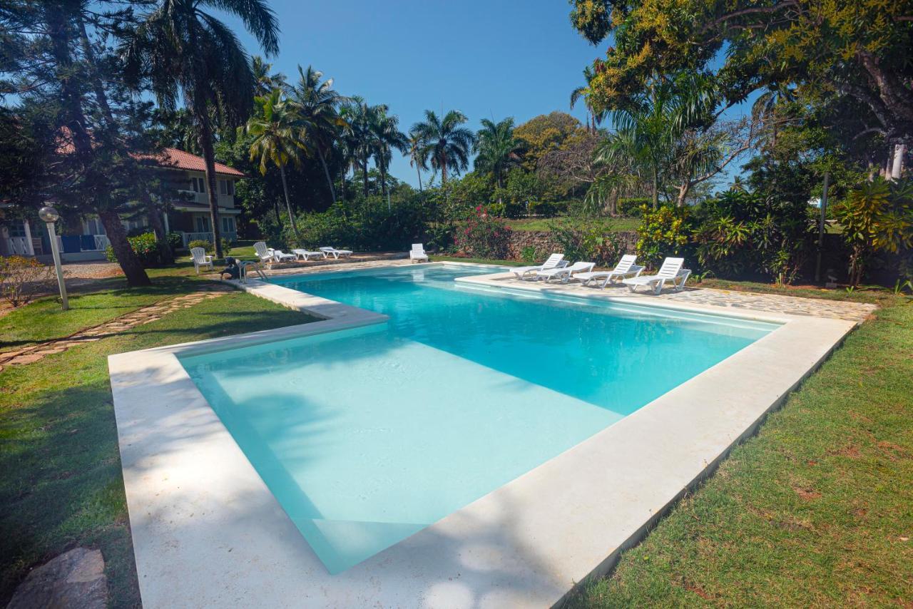 El Pelicano Apart-Hotel Las Galeras Zewnętrze zdjęcie